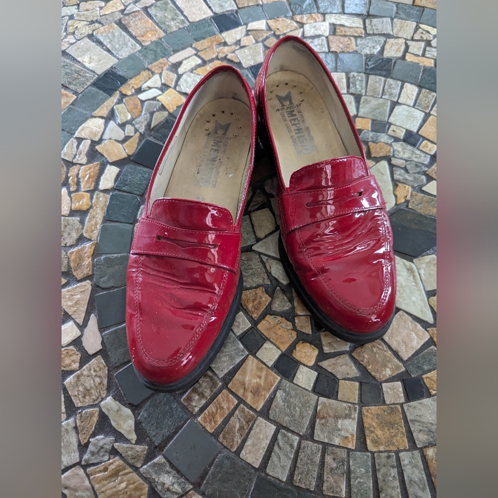 Mephisto Red moccasins